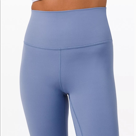 ❌SOLD❌Lululemon Aligns Water Drop - Picture 4 of 7